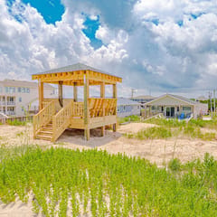 895 | Coleman's Sea Breeze Inn