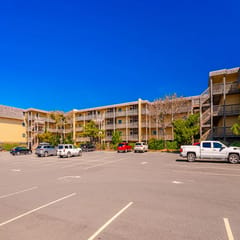 GST-G3 | Golden Strand Condo G3