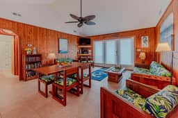 489 | Carolyn's Cottage - Image 5