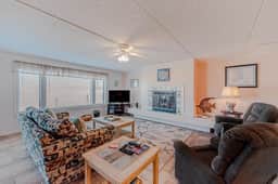 DS-102A | Vacation Station - Image 5