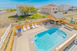 847 | Coleman's Mermaid Hideaway - Image 3