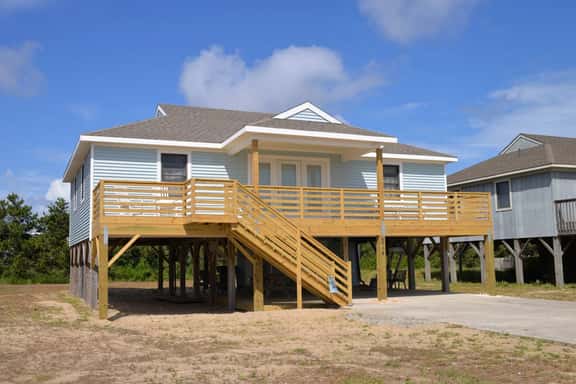 489 | Carolyn's Cottage - Image 1