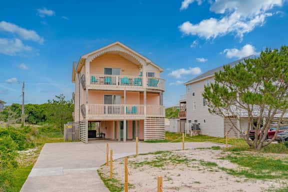 209 | Skipper's Cove - Image 1