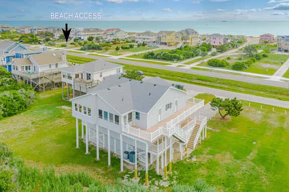 659 | The Swell House - Image 1