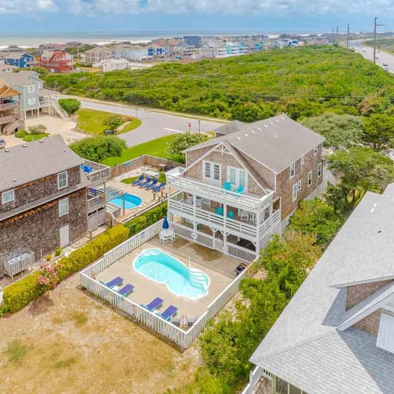 427 | Beachy Keen - Image 1