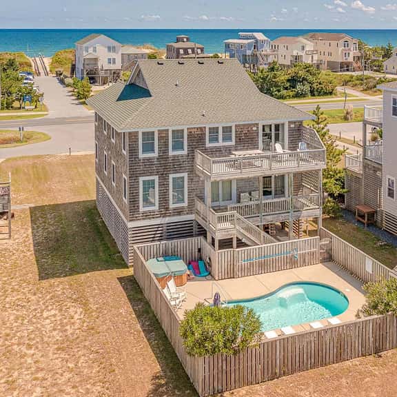 775 | The Bluewater Cottage - Image 1