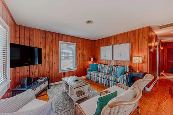152 | Carolina Blue Moon Cottage - Image 4