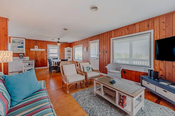 152 | Carolina Blue Moon Cottage - Image 3