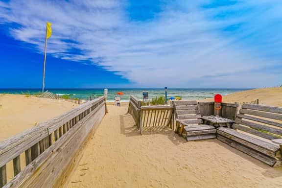 483 | Sandy Toes - Image 5