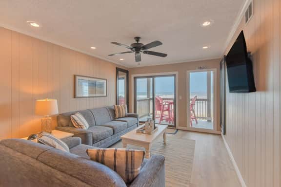 AV2-2B | Admirals View II Condo Unit 2B - Image 5