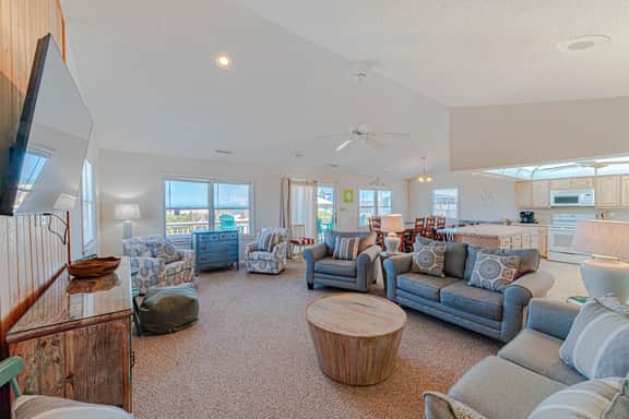 209 | Skipper's Cove - Image 4