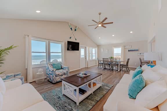 838 | Deja View - Image 5