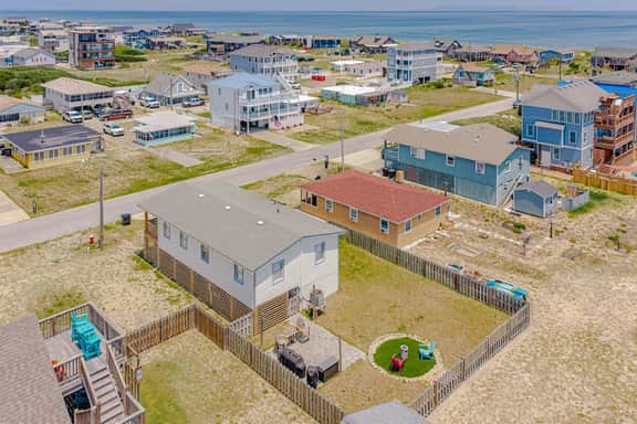 463 | CJ's Surf Shack - Image 2